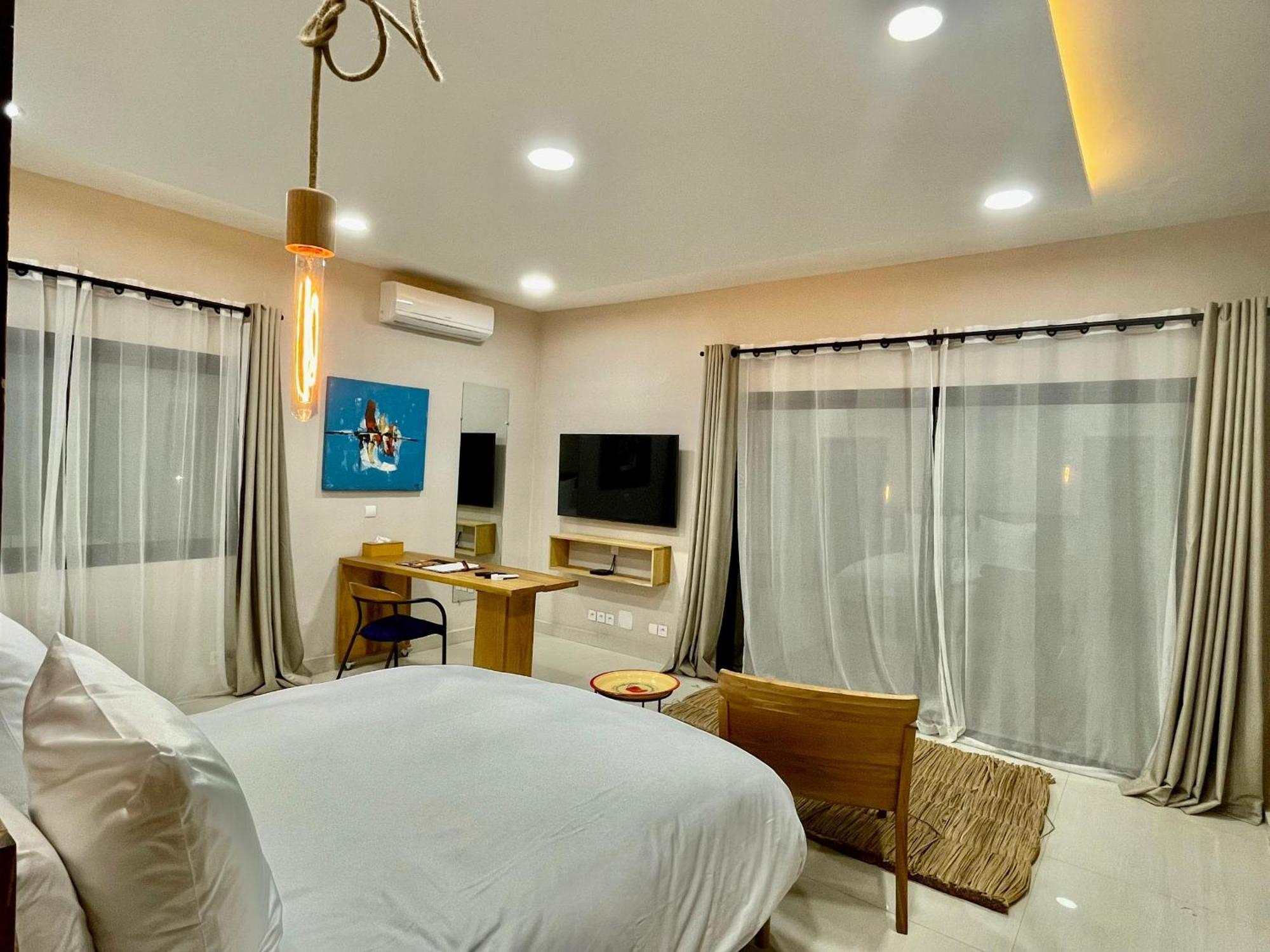Le Kentia Hotel Lomé Kültér fotó
