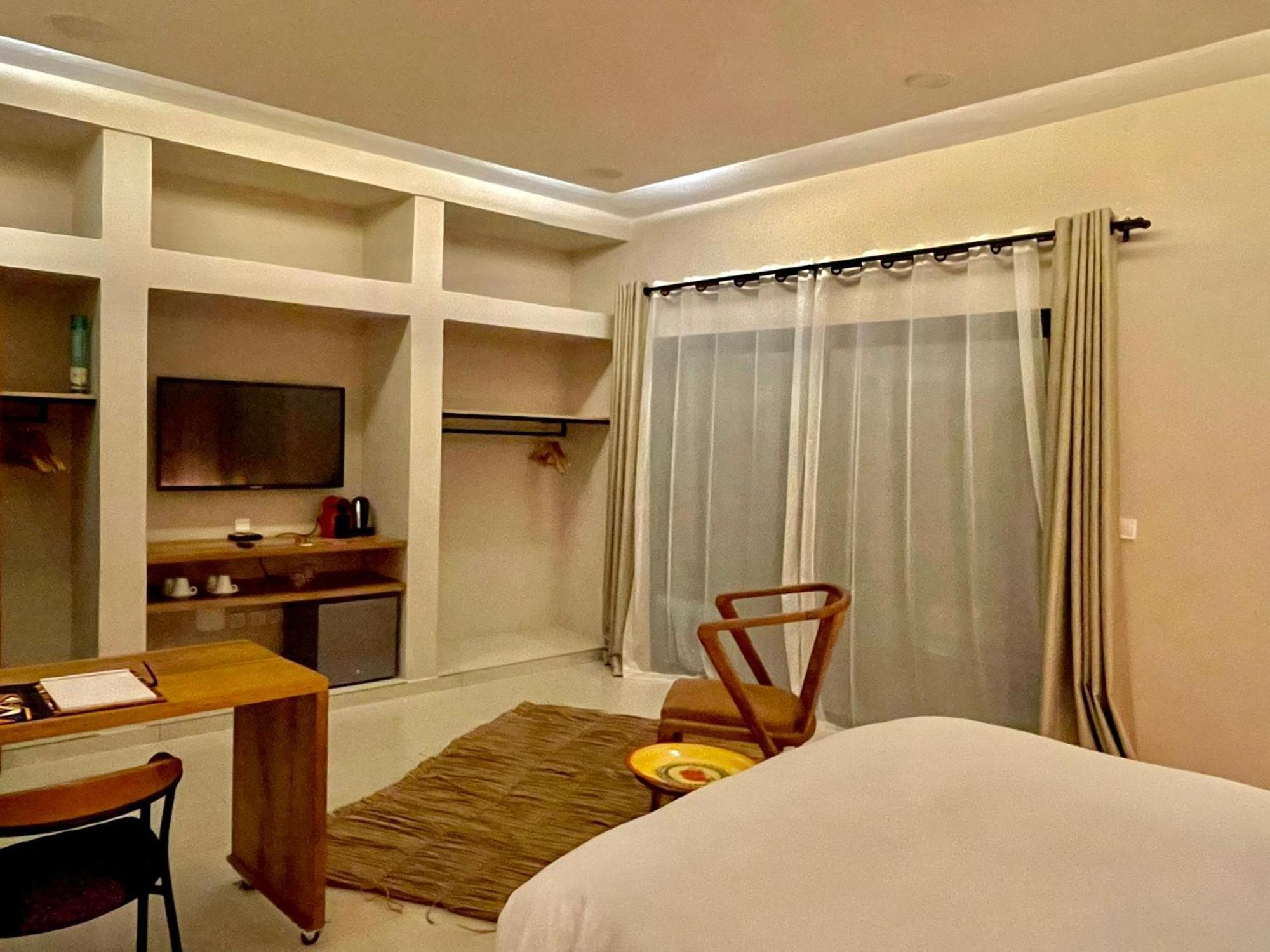 Le Kentia Hotel Lomé Kültér fotó