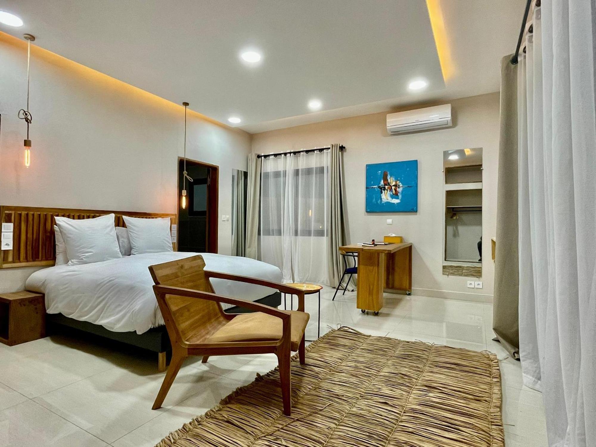 Le Kentia Hotel Lomé Kültér fotó