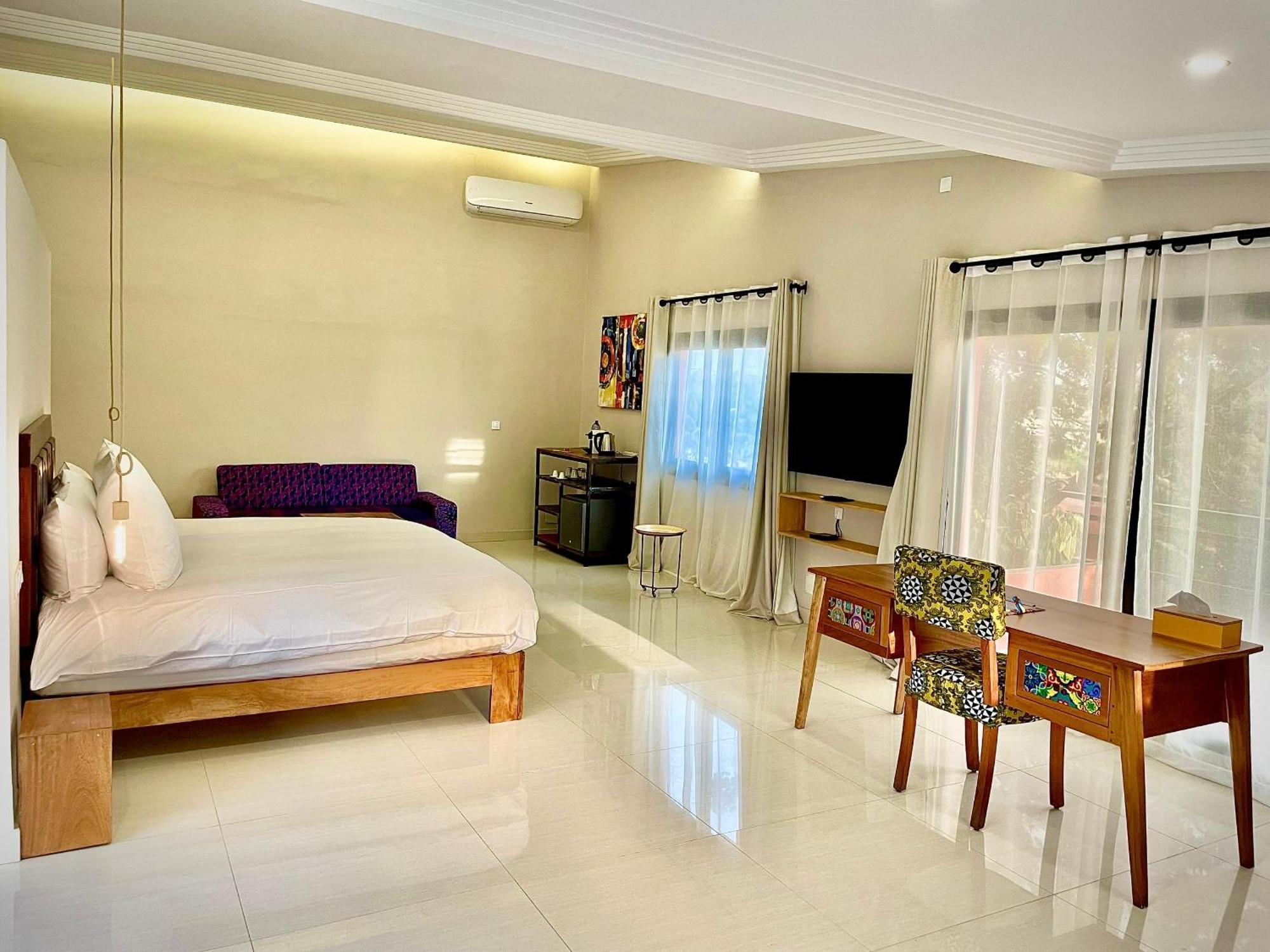 Le Kentia Hotel Lomé Kültér fotó